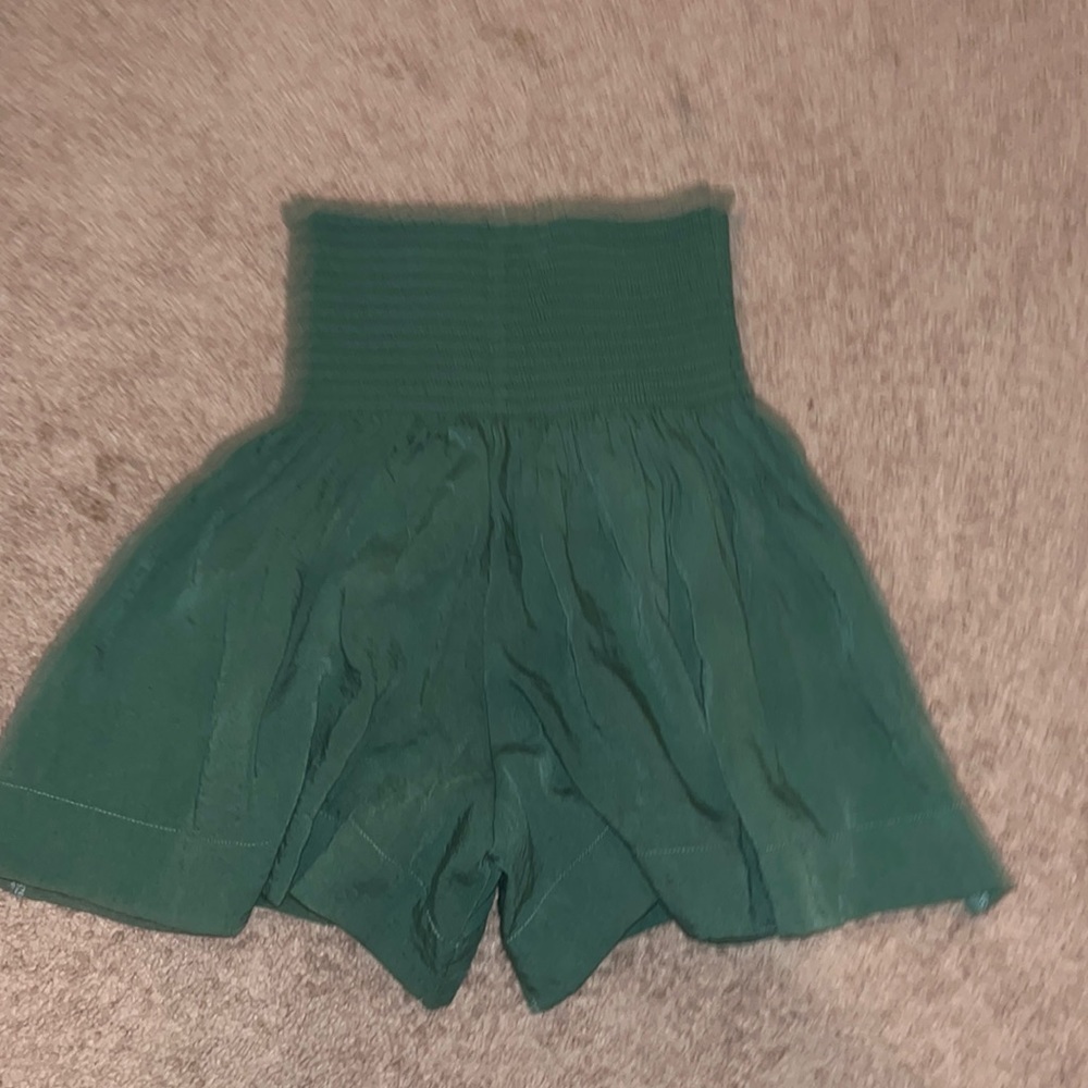 High rise elastic band flow my shorts